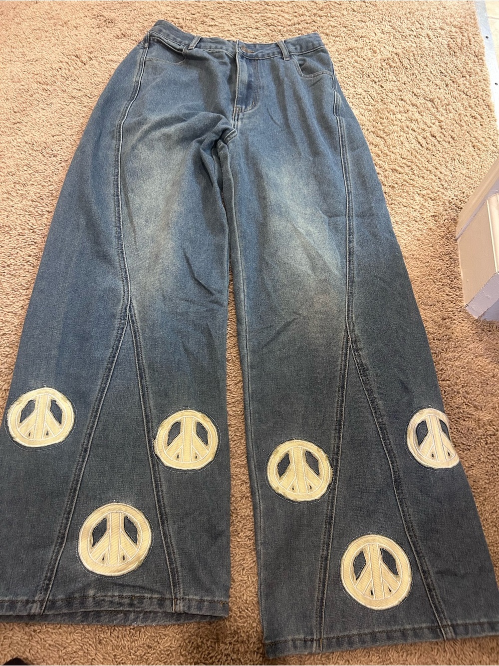ROMWE Blue Wide-Leg 90s Denim Jeans with Peace Patch Details